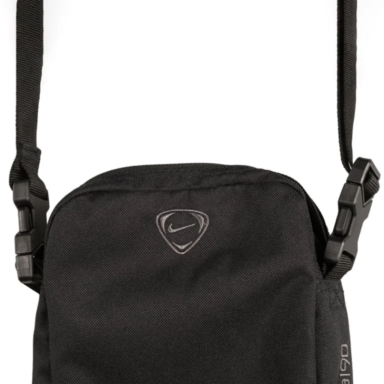 Taschen*Nike Heritage Total 90 Crossbody Bag Black/Black/Gym Red