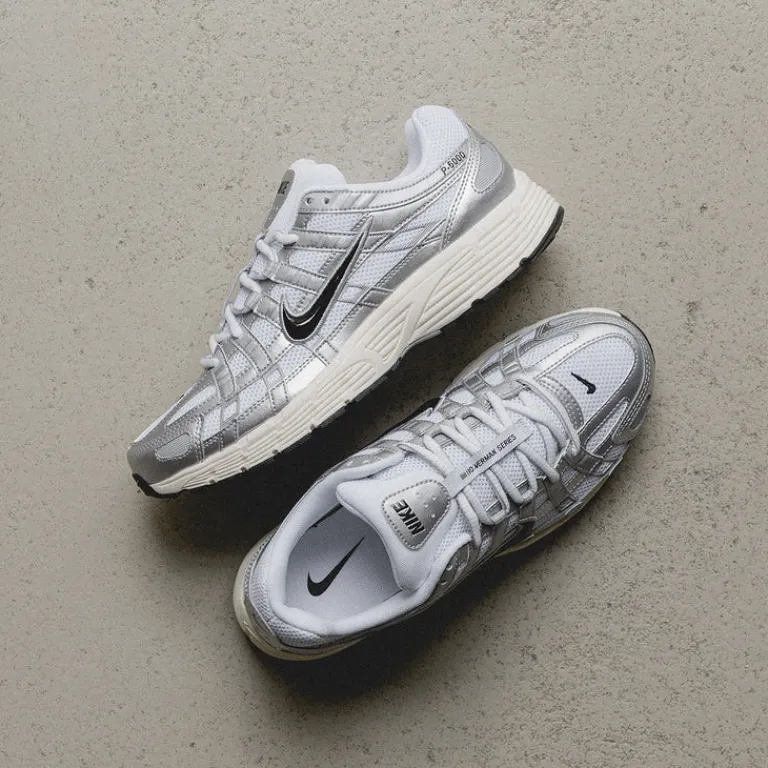 Leder Sneaker|Retro Runner*Nike P-6000 White / Black / Metallic Silver / Flat Silver