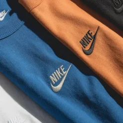 T-Shirts*Nike Premium Essentials Tee Black / Black