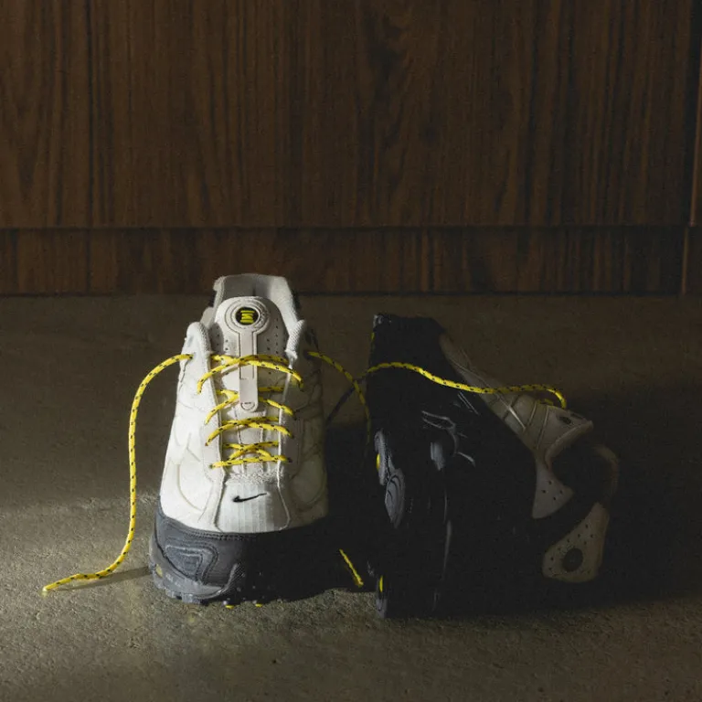 Leder Sneaker|Retro Runner*Nike Shox Ride 2 Black / Sail / Phantom / Reflective Silver