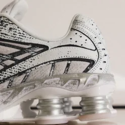 Leder Sneaker|Retro Runner*Nike Shox Ride 2 White / Metallic Platinum / Black / Flat Gold
