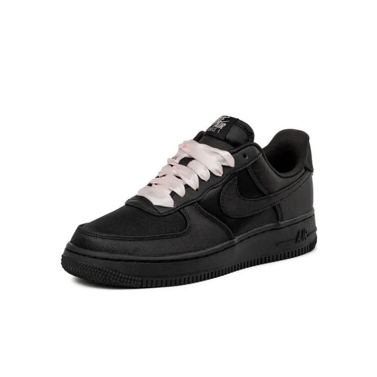 Vegane Sneaker*Nike Wmns Air Force 1 ’07 LV8 Black / Black / Pink Ice
