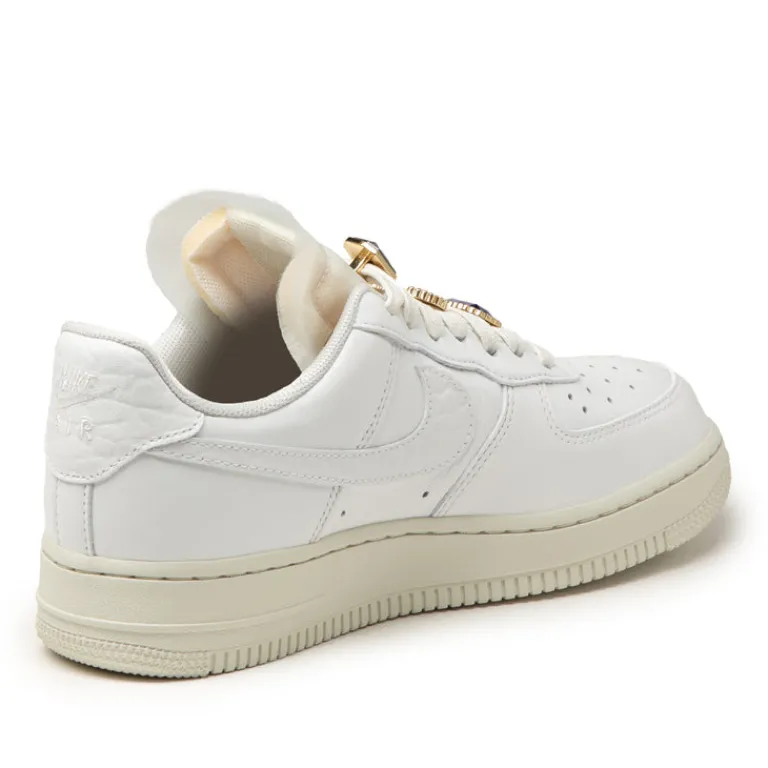 Leder Sneaker|Weiße Sneaker*Nike Wmns Air Force 1 Low PRM Summit White / Summit White / Sea Glass