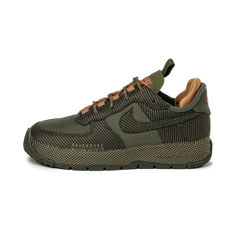Leder Sneaker*Nike Wmns Air Force 1 *Wild* Cargo Khaki / Cargo Khaki / Sequoia / Flax