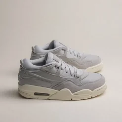 High-Top Sneaker*Jordan Nike Wmns Air 4 RM Neutral Grey / White / Coconut Milk