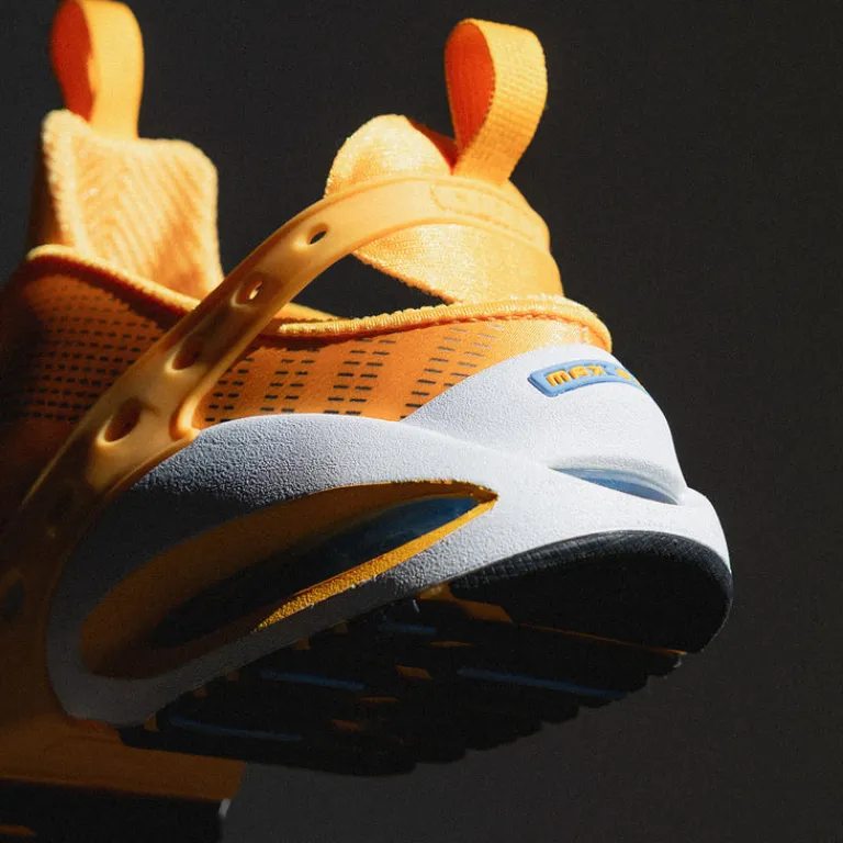 Vegane Sneaker*Nike Wmns Air Max Craze Laser Orange / University Black / Black / White