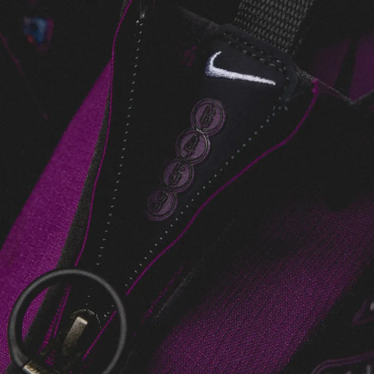 Leder Sneaker|Wasserdichte Sneaker*Nike Wmns Air Max SNDR *GTX* Bold Berry / Dark Smoke Grey / Ghost Black