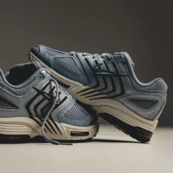 Leder Sneaker|Retro Runner*Nike Wmns Air Pegasus 2005 C.O.R. Ashen Slate / Light Orewood Brown / Light Carbon / Chrome