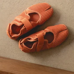 Vegane Sneaker|Ballerinas*Nike Wmns Air Rift Healing Orange / Healing Orange