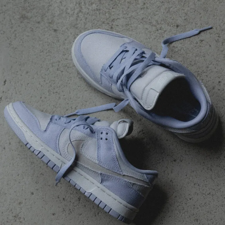 Leder Sneaker*Nike Wmns Dunk Low Ghost / Platinum Tint / Summit White