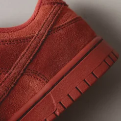 Leder Sneaker*Nike Wmns Dunk Low Picante Red / Dragon Red