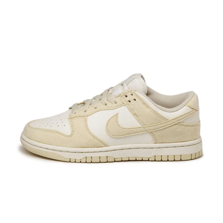 Leder Sneaker*Nike Wmns Dunk Low *Next Nature* Soft Pearl / Beach / Pale Ivory / White