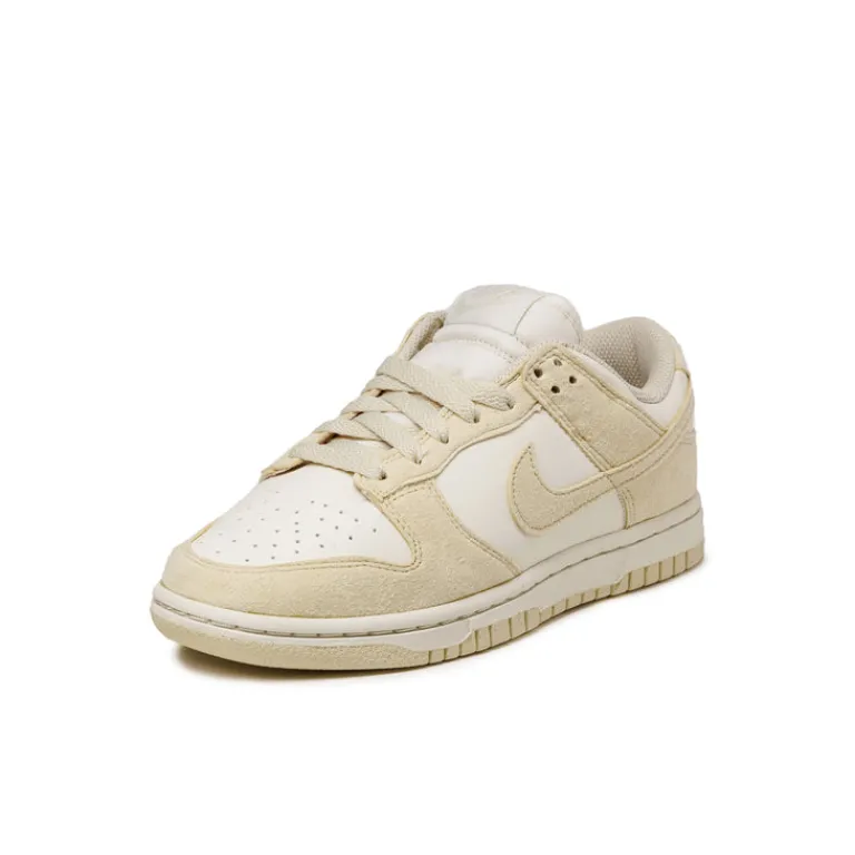 Leder Sneaker*Nike Wmns Dunk Low *Next Nature* Soft Pearl / Beach / Pale Ivory / White