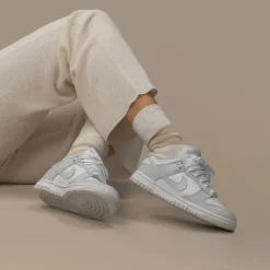 Leder Sneaker|Weiße Sneaker*Nike Wmns Dunk Low *Photon Dust* White / Photon Dust / White