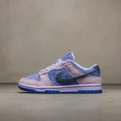 Leder Sneaker*Nike Wmns Dunk Low SE *Hydrangeas* Hydrangeas / Deep Royal Blue