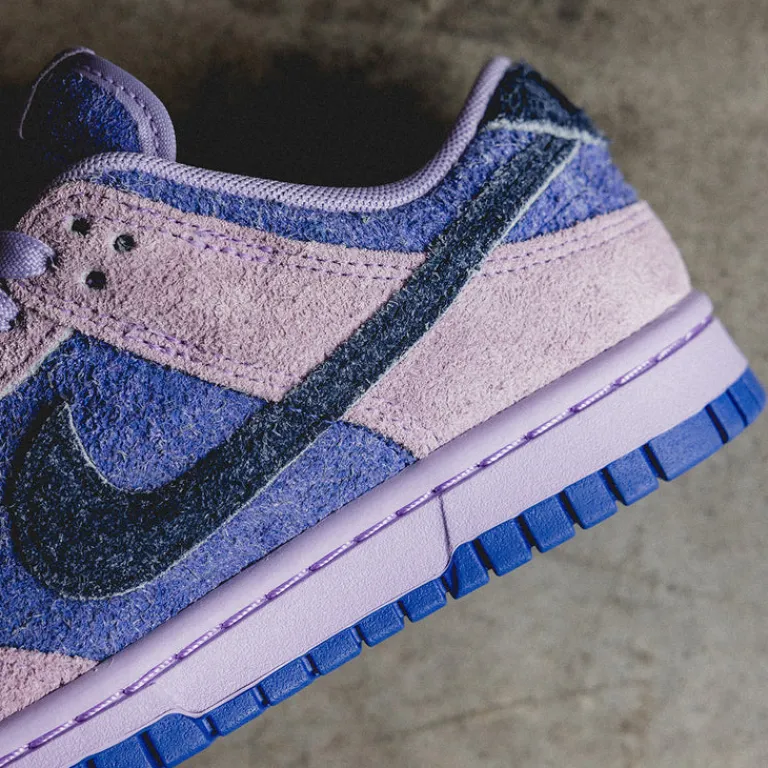Leder Sneaker*Nike Wmns Dunk Low SE *Hydrangeas* Hydrangeas / Deep Royal Blue