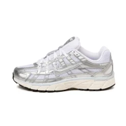 Leder Sneaker|Weiße Sneaker*Nike Wmns P-6000 White / Metallic Silver / Blue Tint / Sail
