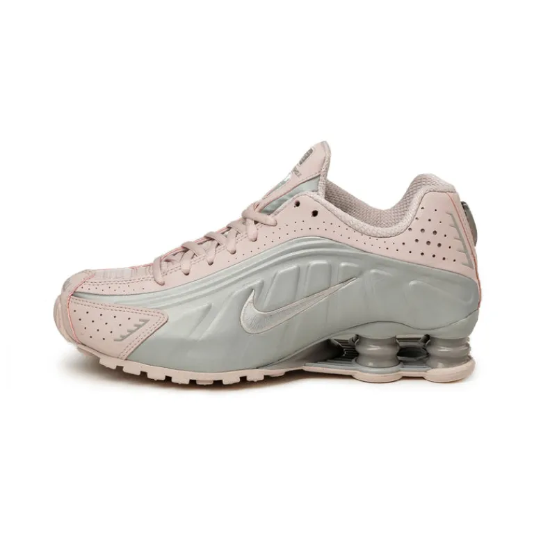 Vegane Sneaker|Retro Runner*Nike Wmns Shox R4 Barely Rose / Metallic Platinum