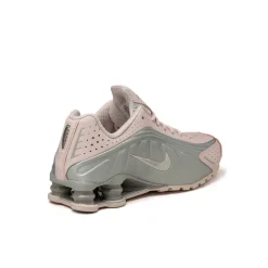 Vegane Sneaker|Retro Runner*Nike Wmns Shox R4 Barely Rose / Metallic Platinum