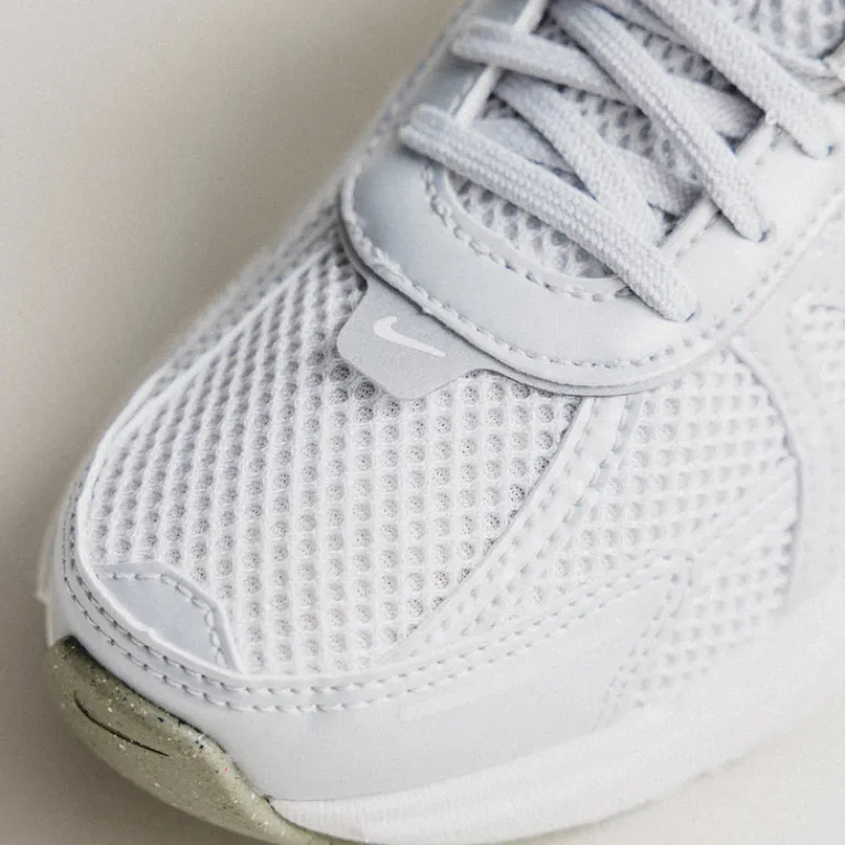 Leder Sneaker|Chunky Sneaker*Nike Wmns V2K Run Photon Dust / Light Silver / Summit White / Ligth Army Sail / Light Bone