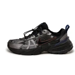 Leder Sneaker|Chunky Sneaker*Nike Wmns V2K Run Metallic Dark Grey / Black / Dark Smoke Grey