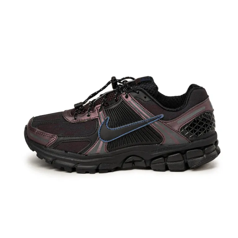Leder Sneaker|Retro Runner*Nike Wmns Zoom Vomero 5 Burgundy Crush / Black / Midnight Navy / Black