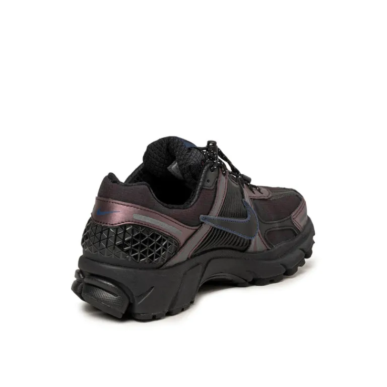 Leder Sneaker|Retro Runner*Nike Wmns Zoom Vomero 5 Burgundy Crush / Black / Midnight Navy / Black