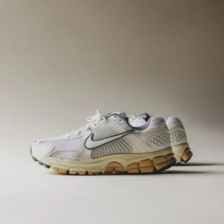 Vegane Sneaker|Weiße Sneaker*Nike Wmns Zoom Vomero 5 Summit White / Summit White / Pure Platinum