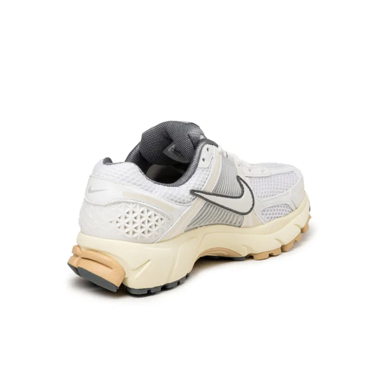 Vegane Sneaker|Weiße Sneaker*Nike Wmns Zoom Vomero 5 Summit White / Summit White / Pure Platinum