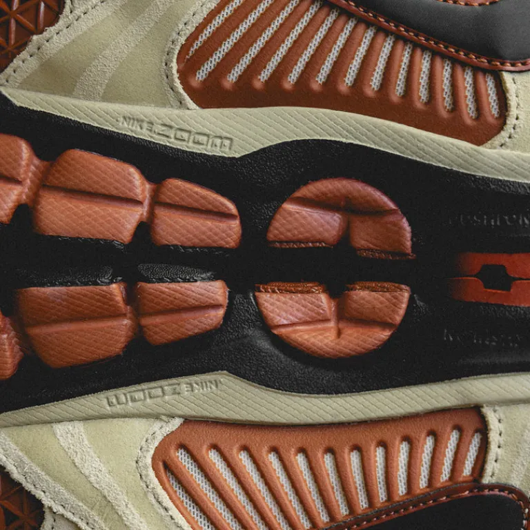 Leder Sneaker|Retro Runner*Nike Zoom Vomero 5 Desert Khaki / Black / Light Orewood Brown