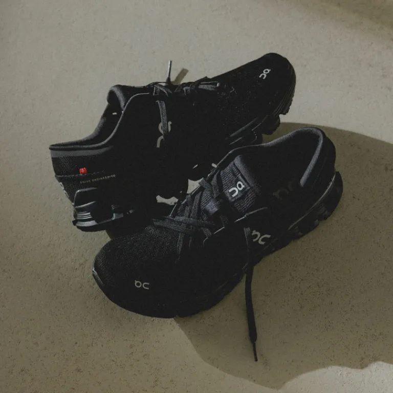 Vegane Sneaker|Laufschuhe*On Cloud X 4 Black / Eclipse