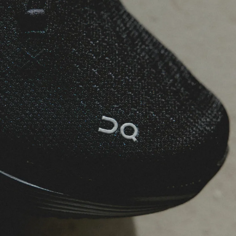 Vegane Sneaker|Laufschuhe*On Cloud X 4 Black / Eclipse