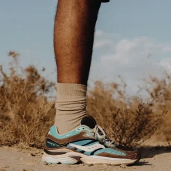 Vegane Sneaker|Retro Runner*Saucony x Footpatrol Pro Grid Omni 9 Blue / Brown