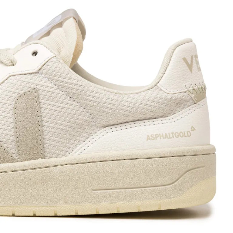 Weiße Sneaker*Veja x Asphaltgold V-90 Shades of Time